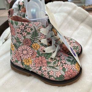 Target Cat & Jack Giovanna floral combat boots NWT